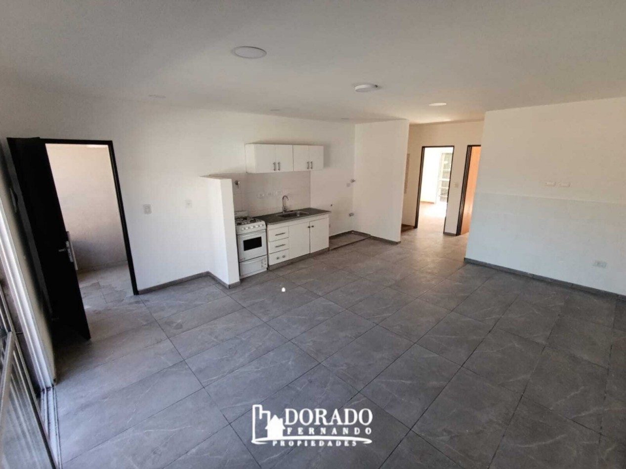 3 AMBIENTES 1o PISO CON BALCON