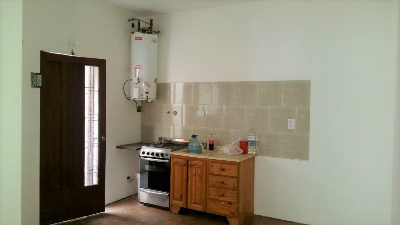 2 DEPARTAMENTOS DE 2 AMBIENTES CADA UNO - SE VENDEN JUNTOS 