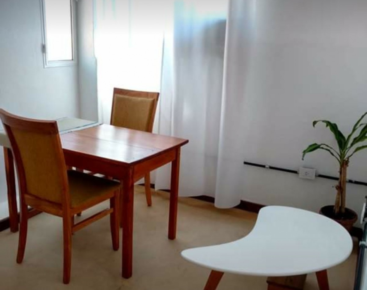 Alquiler MENSUAL de Consultorios - A 2 Cuadras De Avenida Maipu La Casa De Arriba