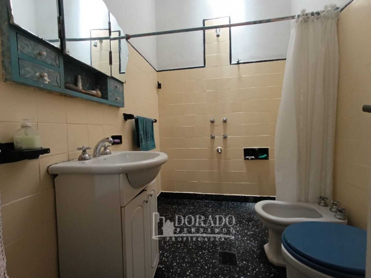 CASA SOBRE AVENIDA LOTE 8.66 X 43