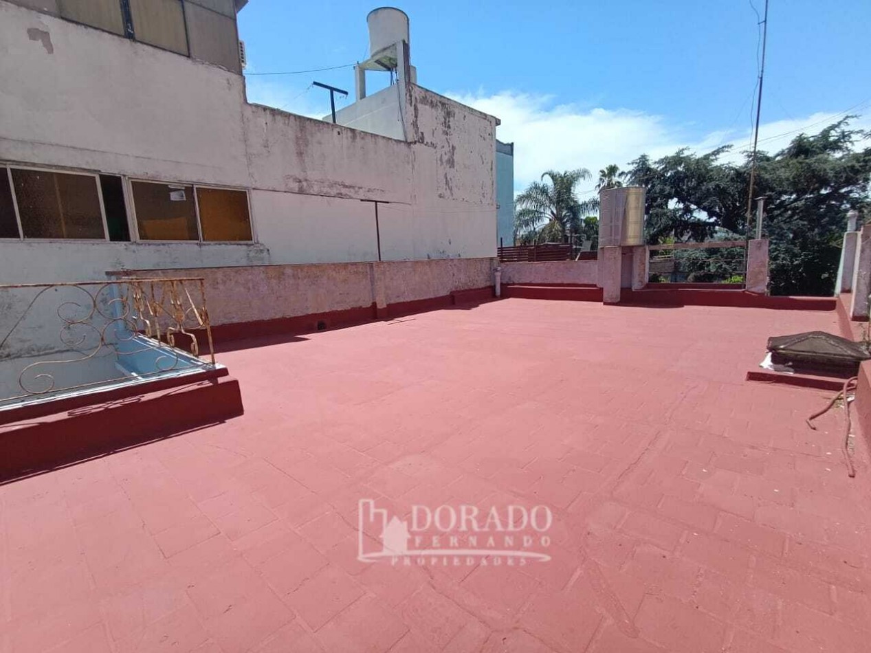CASA SOBRE AVENIDA LOTE 8.66 X 43