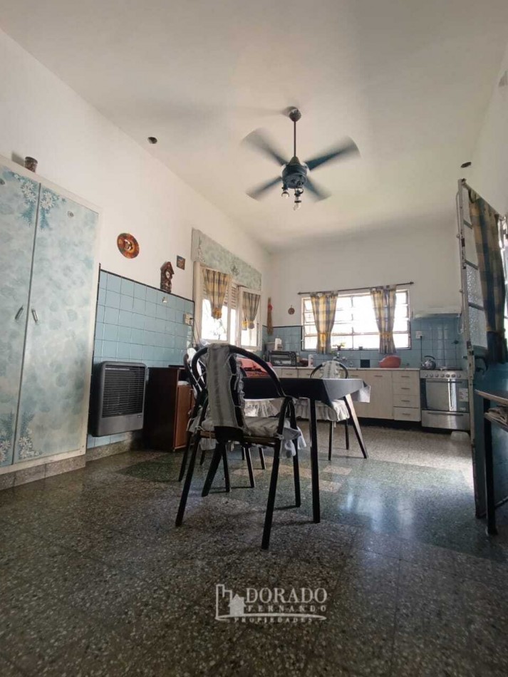CASA SOBRE AVENIDA LOTE 8.66 X 43