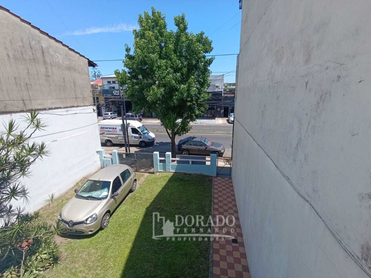 CASA SOBRE AVENIDA LOTE 8.66 X 43