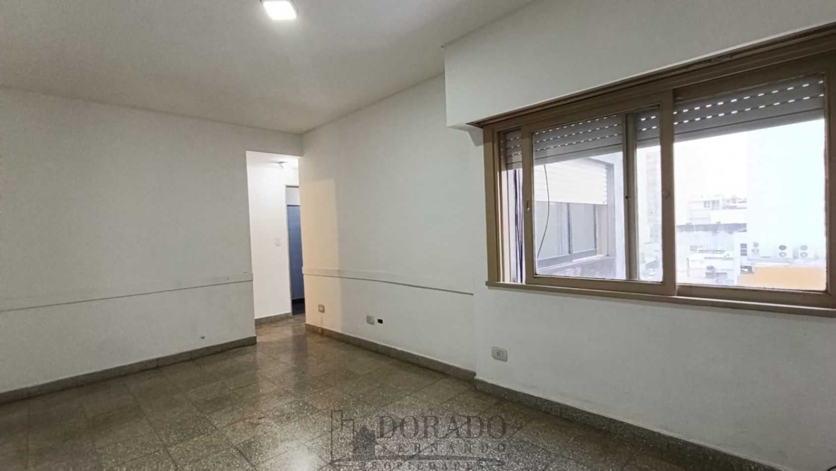 2 AMBIENTES - FRENTE PLAZA SAN MARTIN