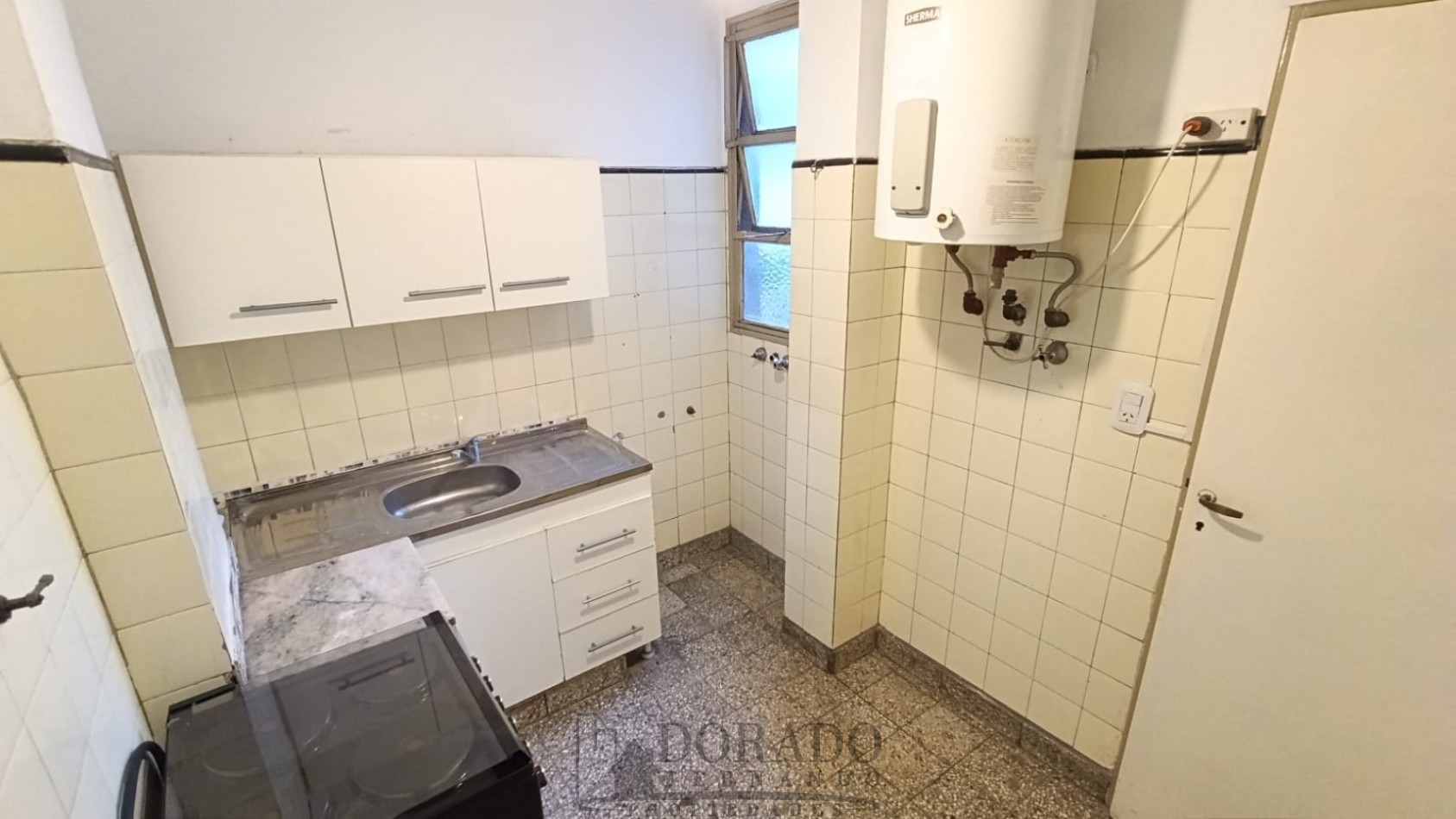 2 AMBIENTES - FRENTE PLAZA SAN MARTIN