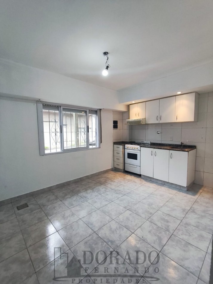 2 AMBIENTES PLANTA BAJA FRENTE