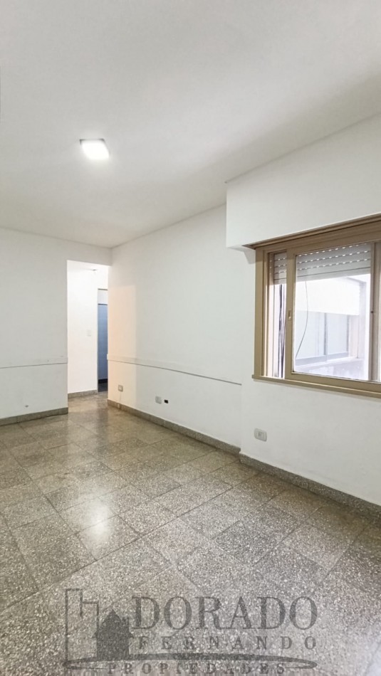2 AMBIENTES - FRENTE PLAZA SAN MARTIN